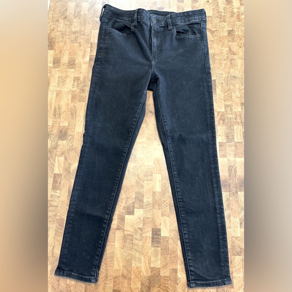 American Eagle Black Jegging - Picture 1 of 3